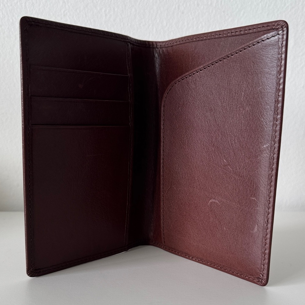 Coach Chocolate Brown Men Leather Card and Passport Holder - Picture 4 of 10